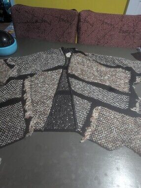 Chicos Size 2 Sweater Cardigan EUC